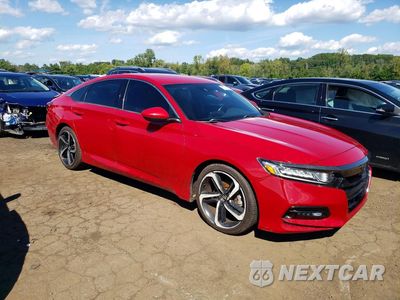 Czwarte zdjęcie samochodu z boku: 2018 HONDA ACCORD SPORT VIN:1HGCV1F31JA240130 - miniatura