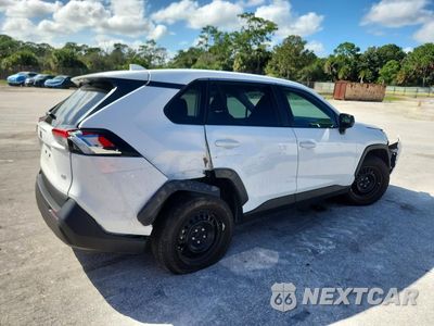 Trzecie zdjęcie samochodu z tyłu: 2025 TOYOTA RAV4 LE VIN:2T3H1RFVXSC329246 - miniatura