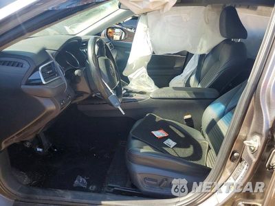 Zdjęcie 7 z 12 samochodu: 2018 TOYOTA CAMRY SE VIN:4T1B11HKXJU504885 - miniatura