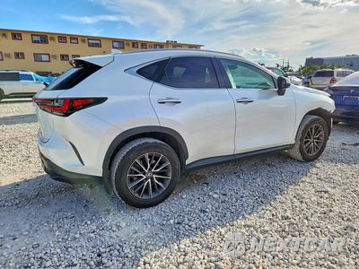Trzecie zdjęcie samochodu z tyłu: 2023 LEXUS NX 250 VIN:2T2GDCAZ6PC003708 - miniatura