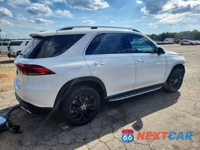 Trzecie zdjęcie samochodu z tyłu: 2020 MERCEDES-BENZ GLE 350 4MATIC VIN:4JGFB4KB3LA054672 - miniatura