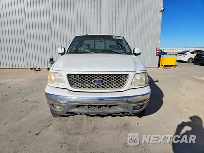 Piąte zdjęcie samochodu w środku: 2002 FORD F150 VIN:1FTRX18W52NB34039 - miniatura