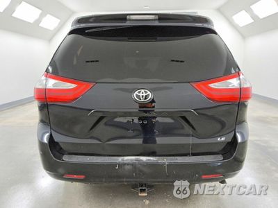 Zdjęcie 6 z 13 samochodu: 2015 TOYOTA SIENNA LE VIN:5TDKK3DC4FS680788 - miniatura