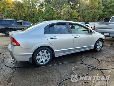 Trzecie zdjęcie samochodu z tyłu: 2009 HONDA CIVIC LX VIN:1HGFA16579L018234 - miniatura