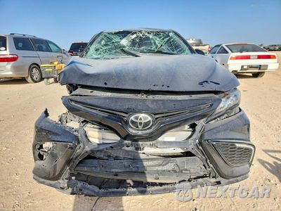 Piąte zdjęcie samochodu w środku: 2022 TOYOTA CAMRY SE NIGHTSHADE VIN:4T1G11AK0NU017412 - miniatura