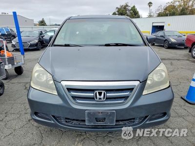 Piąte zdjęcie samochodu w środku: 2005 HONDA ODYSSEY EXL VIN:5FNRL38685B048637 - miniatura