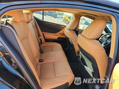 Zdjęcie 10 z 12 samochodu: 2025 LEXUS ES 300H BASE VIN:58ADA1C11SU066274 - miniatura
