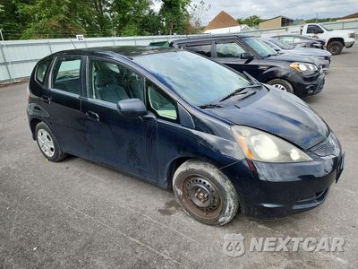 Czwarte zdjęcie samochodu z boku: 2013 HONDA FIT VIN:JHMGE8H39DC080088 - miniatura