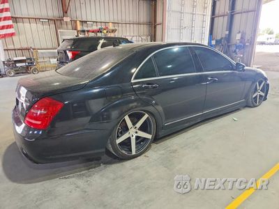 Trzecie zdjęcie samochodu z tyłu: 2013 MERCEDES-BENZ S 550 VIN:WDDNG7DB0DA514121 - miniatura