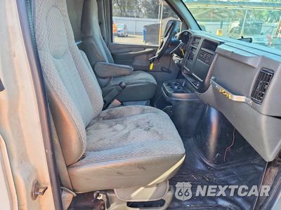 Zdjęcie 11 z 14 samochodu: 2003 CHEVROLET EXPRESS 1500 DELIVERY VAN VIN:1GCFG15X231174958 - miniatura