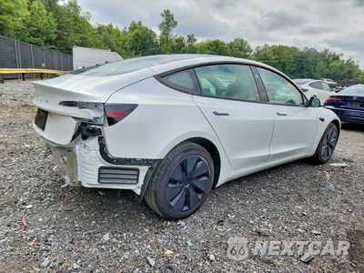 Trzecie zdjęcie samochodu z tyłu: 2025 TESLA MODEL 3 VIN:5YJ3E1EA3SF966823 - miniatura