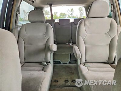 Zdjęcie 10 z 13 samochodu: 2006 HONDA ODYSSEY EX VIN:5FNRL38486B087762 - miniatura