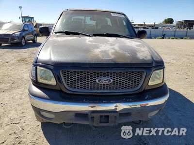 Piąte zdjęcie samochodu w środku: 2003 FORD F150 SUPERCREW VIN:1FTRW08L83KB62813 - miniatura