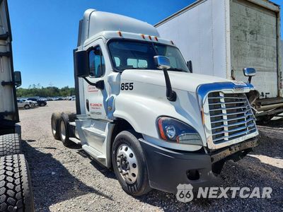 Czwarte zdjęcie samochodu z boku: 2015 FREIGHTLINER CASCADIA 125 VIN:3AKJGEBGXFSGP2128 - miniatura