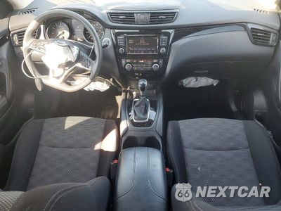 Zdjęcie 8 z 14 samochodu: 2020 NISSAN ROGUE SPORT SV VIN:JN1BJ1CV6LW544512 - miniatura