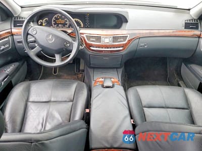 Zdjęcie 8 z 12 samochodu: 2008 MERCEDES-BENZ S 550 4MATIC VIN:WDDNG86X88A169151 - miniatura