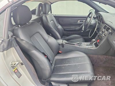 Zdjęcie 10 z 13 samochodu: 2001 MERCEDES-BENZ SLK 230 KOMPRESSOR VIN:WDBKK49F71F228642 - miniatura