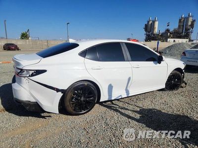 Trzecie zdjęcie samochodu z tyłu: 2026 TOYOTA CAMRY SE VIN:4T1DAACK7TU346413 - miniatura