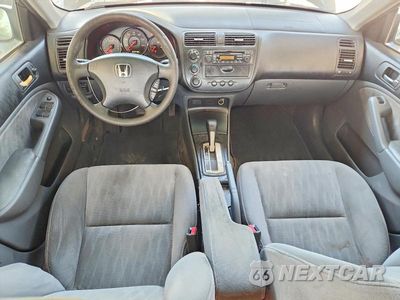 Zdjęcie 8 z 12 samochodu: 2004 HONDA CIVIC LX VIN:2HGES16684H632068 - miniatura