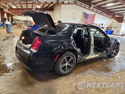 Trzecie zdjęcie samochodu z tyłu: 2018 CHRYSLER 300 TOURING VIN:2C3CCAAG9JH307979 - miniatura