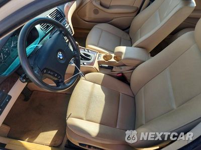 Zdjęcie 7 z 12 samochodu: 2008 BMW 325I 4D VIN:WBAEV33494KR33636 - miniatura