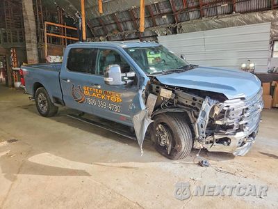 Czwarte zdjęcie samochodu z boku: 2023 FORD F350 SUPER DUTY VIN:1FT8W3BM7PED53464 - miniatura