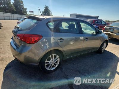 Trzecie zdjęcie samochodu z tyłu: 2011 KIA FORTE5 EX VIN:KNAFU5A21B5386880 - miniatura