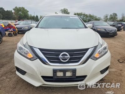 Piąte zdjęcie samochodu w środku: 2016 NISSAN ALTIMA 2.5 SV VIN:1N4AL3AP6GC271068 - miniatura
