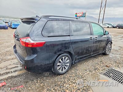 Trzecie zdjęcie samochodu z tyłu: 2018 TOYOTA SIENNA XLE 7-PASSENGER VIN:5TDDZ3DC4JS197587 - miniatura