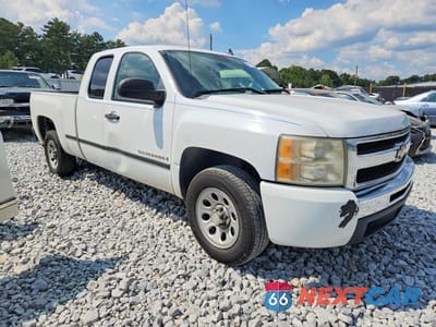 Czwarte zdjęcie samochodu z boku: 2009 CHEVROLET SILVERADO C1500 VIN:1GCEC19X69Z114323 - miniatura