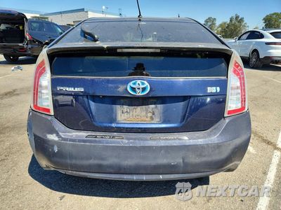 Zdjęcie 6 z 12 samochodu: 2015 TOYOTA PRIUS TWO VIN:JTDKN3DU1F0445896 - miniatura