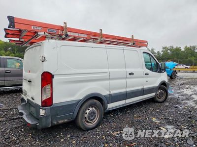 Trzecie zdjęcie samochodu z tyłu: 2017 FORD TRANSIT T-150 VIN:1FTYE1ZG1HKA86218 - miniatura