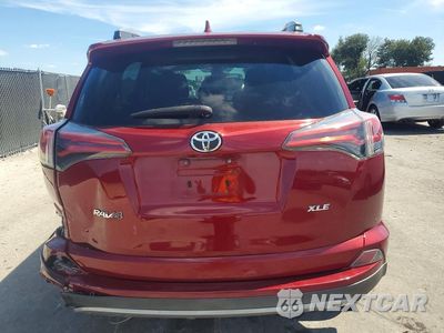 Zdjęcie 6 z 13 samochodu: 2018 TOYOTA RAV4 XLE VIN:2T3WFREV6JW496436 - miniatura