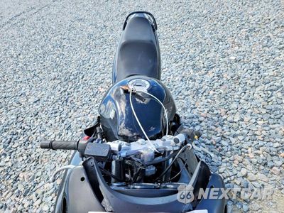 Piąte zdjęcie samochodu w środku: 2006 SUZUKI GSX600 F VIN:JS1GN79A162101088 - miniatura