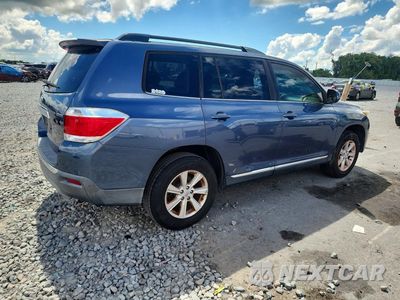Trzecie zdjęcie samochodu z tyłu: 2011 TOYOTA HIGHLANDER BASE VIN:5TDZK3EHXBS037557 - miniatura