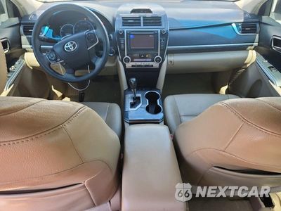 Zdjęcie 8 z 12 samochodu: 2013 TOYOTA CAMRY HYBRID LE VIN:4T1BD1FKXDU069266 - miniatura