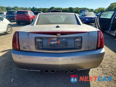 Zdjęcie 6 z 13 samochodu: 2004 CADILLAC XLR VIN:1G6YV34A045602756 - miniatura
