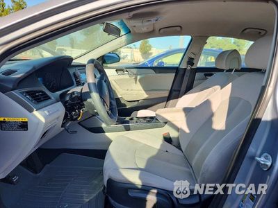 Zdjęcie 7 z 12 samochodu: 2017 HYUNDAI SONATA SE VIN:5NPE24AF3HH485551 - miniatura
