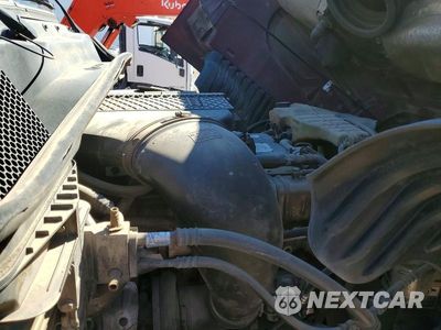 Zdjęcie 11 z 13 samochodu: 2015 FREIGHTLINER CASCADIA SEMI TRUCK VIN:3AKJGLD5XFSGJ6058 - miniatura