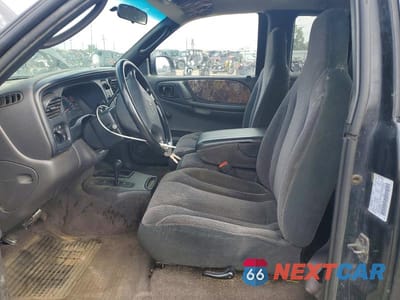 Zdjęcie 7 z 12 samochodu: 2000 DODGE DAKOTA VIN:1B7GG22X8YS584549 - miniatura