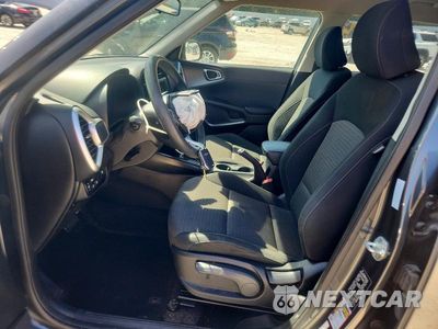 Zdjęcie 7 z 13 samochodu: 2020 KIA SOUL S VIN:KNDJ23AU9L7003296 - miniatura