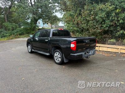 Trzecie zdjęcie samochodu z tyłu: 2015 TOYOTA TUNDRA PLATINUM VIN:5TFAY5F10FX463363 - miniatura