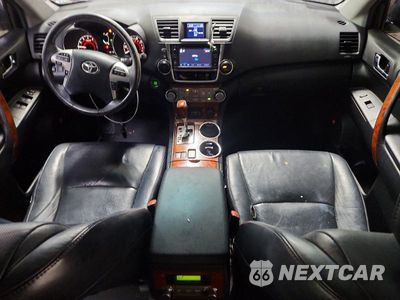 Zdjęcie 8 z 12 samochodu: 2013 TOYOTA HIGHLANDER LIMITED VIN:5TDDK3EH1DS181253 - miniatura
