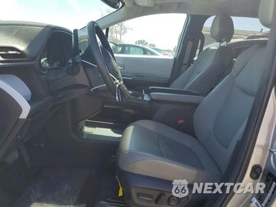 Zdjęcie 7 z 14 samochodu: 2025 TOYOTA SIENNA XLE 7-PASSENGER VIN:5TDYSKFCXSS190660 - miniatura