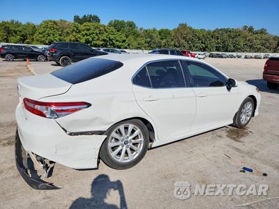 Trzecie zdjęcie samochodu z tyłu: 2018 TOYOTA CAMRY LE VIN:JTNB11HKXJ3004943 - miniatura