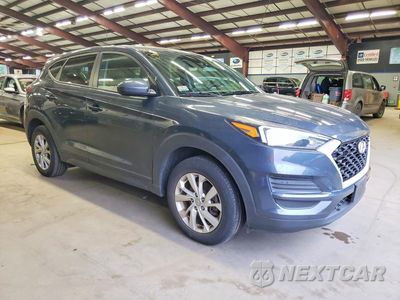 Czwarte zdjęcie samochodu z boku: 2019 HYUNDAI TUCSON SE VIN:KM8J2CA41KU020203 - miniatura