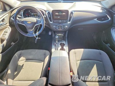 Zdjęcie 8 z 12 samochodu: 2017 CHEVROLET MALIBU LT VIN:1G1ZE5ST6HF195178 - miniatura