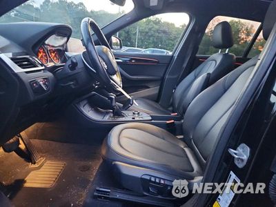 Zdjęcie 7 z 13 samochodu: 2018 BMW X1 XDRIVE28I VIN:WBXHT3Z38J4A66224 - miniatura