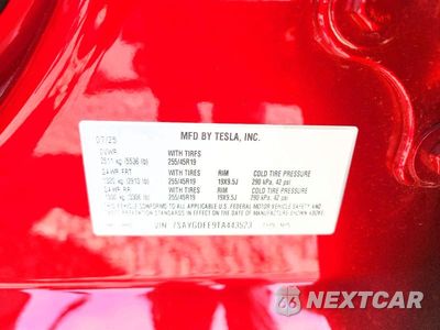 Zdjęcie 12 z 12 samochodu: 2026 TESLA MODEL Y VIN:7SAYGDEE9TA443523 - miniatura