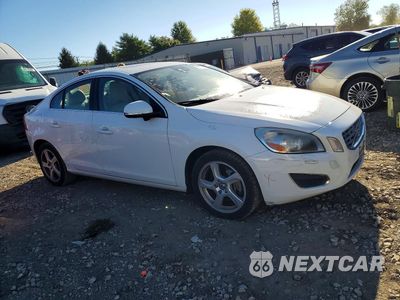 Czwarte zdjęcie samochodu z boku: 2013 VOLVO S60 T5 VIN:YV1612FSXD2187649 - miniatura